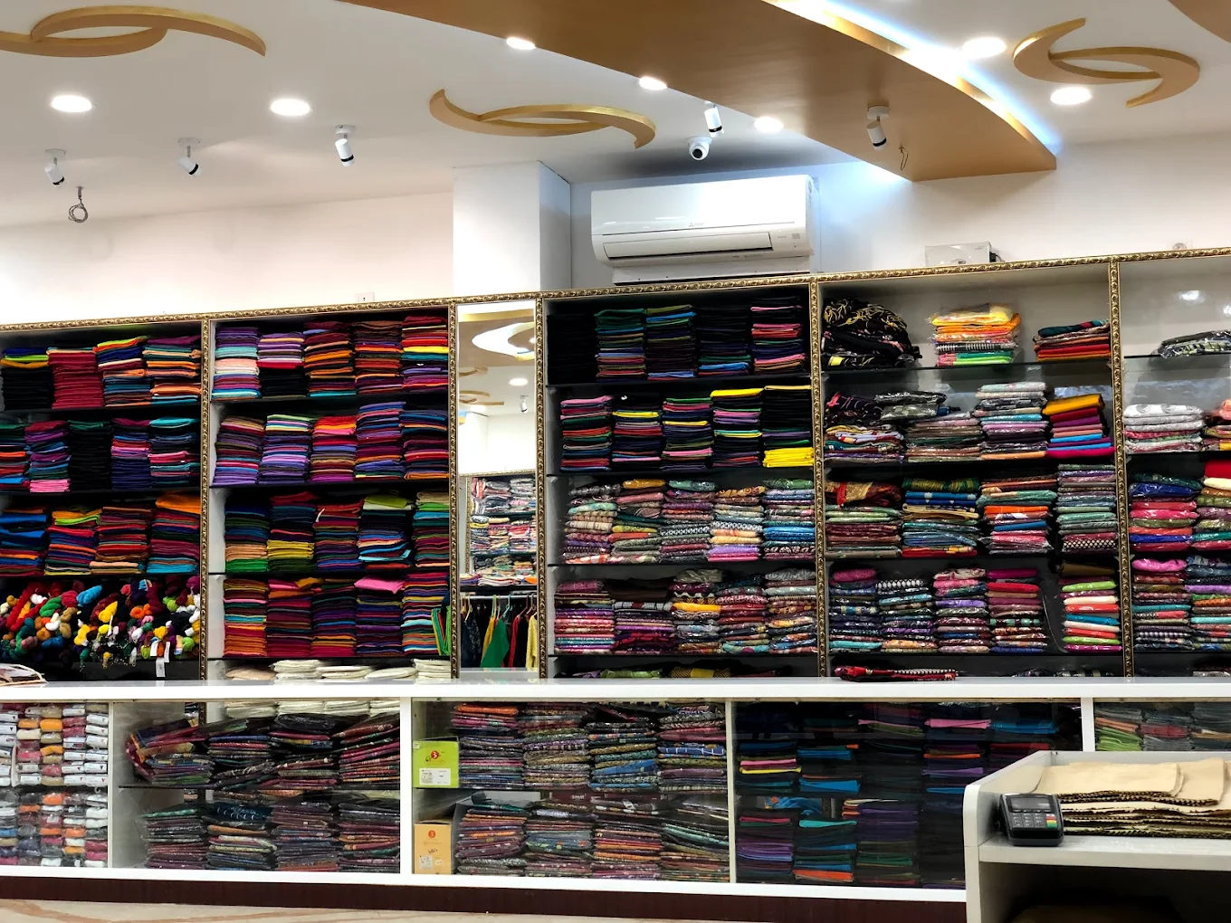 Sumangali silks 